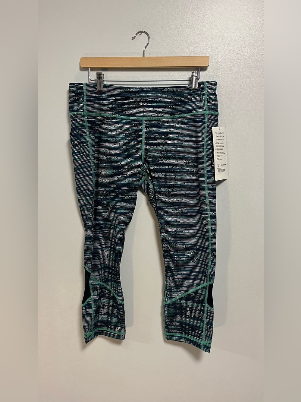 NEW Lululemon Pace Rival Crop limited edition SeaWheeze size 12
